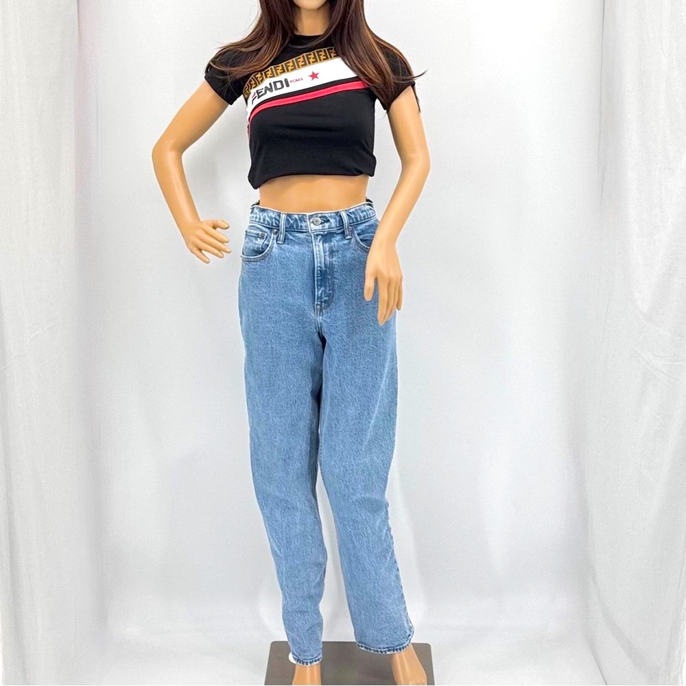 Abercrombie & Fitch Curve Love Ultra High Rise 90’s Straight Leg Jeans